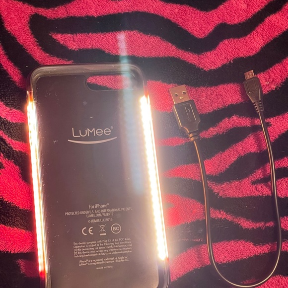 LuMee Rose Gold IPhone 8 Plus case - Picture 4 of 4